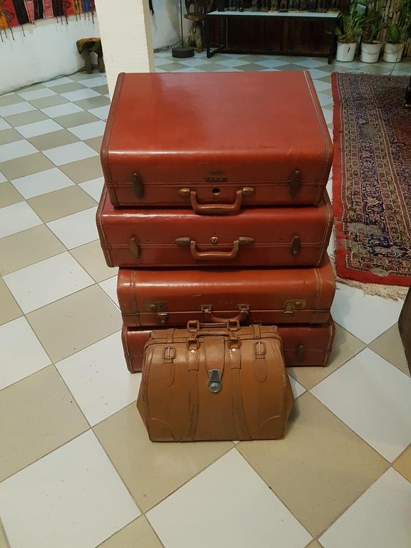 Bushman Cafe Hotel Abidjan Luaran gambar